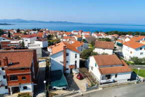 Apartments with a parking space Zadar - Diklo, Zadar - 9671